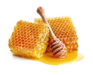 Miel en el fondo blanco